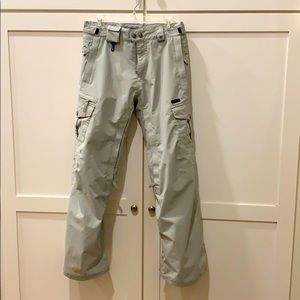 Women’s snow pants